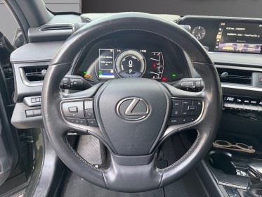 Lexus ux my21 250h 2wd premium edition/ carplay/ regulateur de vitesse occasion paris 17ème (75)(porte maillot) simplicicar...
