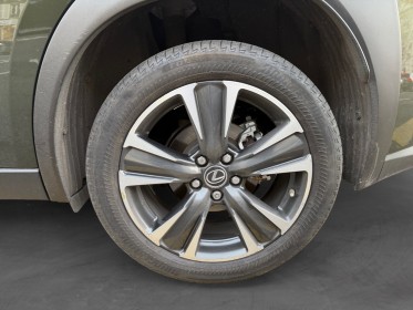 Lexus ux my21 250h 2wd premium edition/ carplay/ regulateur de vitesse occasion paris 17ème (75)(porte maillot) simplicicar...