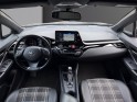 Toyota c-hr hybride pro mc19 1.8l dynamic business occasion paris 17ème (75)(porte maillot) simplicicar simplicibike france