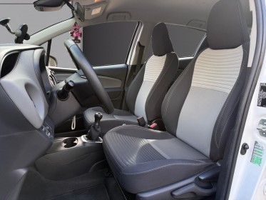 Toyota yaris ultimate 70 vvt-i ultimate garantie 12 mois occasion paris 17ème (75)(porte maillot) simplicicar simplicibike...