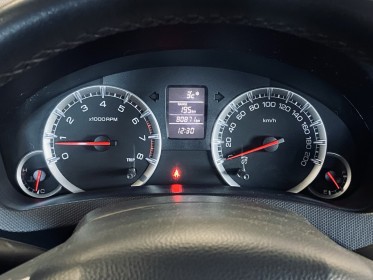 Suzuki swift iii 1.2 vvt so' color - garantie 12 mois occasion simplicicar annecy simplicicar simplicibike france