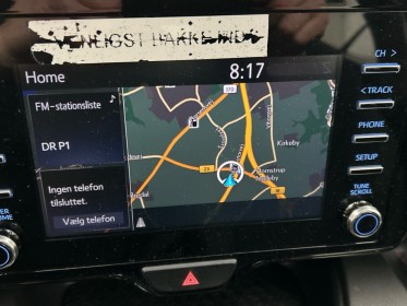 Toyota yaris hybride my22 116h design - sièges chauffants - volant chauffant - caméra de recul occasion simplicicar lagny ...