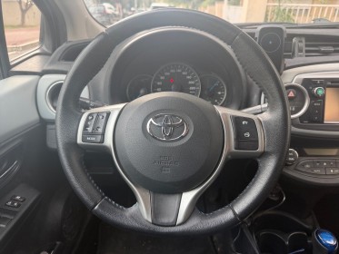 Toyota yaris hybride 100h dynamic occasion cannes (06) simplicicar simplicibike france