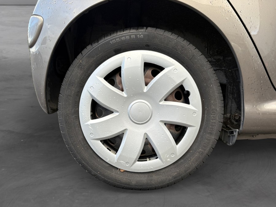 TOYOTA d'occasion AYGO 1.0 VVT-I 68 DYNAMIQUE de 2013 Brest (29)﻿