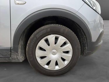 Opel crossland x 82cv - carplay - radar ar - ethanol - 4 pneus hiver  Été - entretien - 2e main - financement occasion...