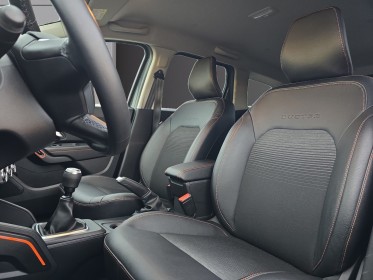 Dacia duster eco-g 100 ch 4x2 extreme entretien full dacia garantie 12 mois attelage caméra 360° occasion simplicicar vichy...