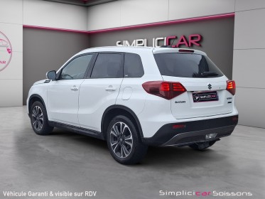 Suzuki vitara style auto - suivi/toit pano/caméra ar/siège chauffant/attelage - garantie 12 mois occasion simplicicar...