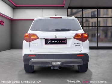 Suzuki vitara style auto - suivi/toit pano/caméra ar/siège chauffant/attelage - garantie 12 mois occasion simplicicar...