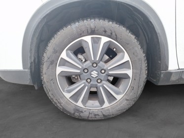 Suzuki vitara style auto - suivi/toit pano/caméra ar/siège chauffant/attelage - garantie 12 mois occasion simplicicar...