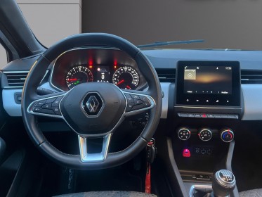 Renault clio v tce 90 - 21 limited - faible kms - caméra de recul - garantie 12 mois occasion simplicicar lyon nord...