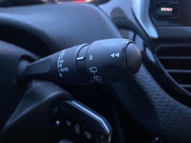 Peugeot 208 1.2 puretech 110ch ss eat6 gt line -- distribution changée occasion simplicicar lagny  simplicicar simplicibike...