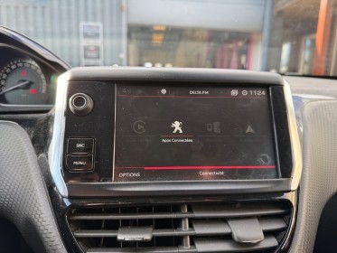 Peugeot 2008 1.2 puretech 110ch ss bvm5 gt line carplay régulateur/limiteur courroie changée garantie 12 mois occasion...