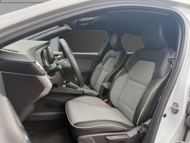 Renault clio v nouvelle e-tech full hybrid 145 techno - faible kms - garantie 12 mois occasion simplicicar lyon nord...