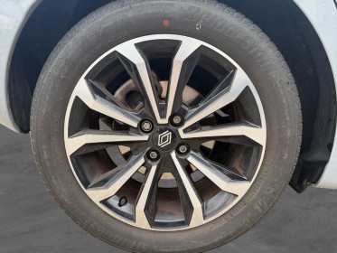 Renault clio v nouvelle e-tech full hybrid 145 techno - faible kms - garantie 12 mois occasion simplicicar lyon nord...