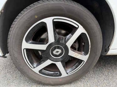 Renault twingo iii 0.9 tce 90 energy e6c intens occasion simplicicar vaucresson simplicicar simplicibike france