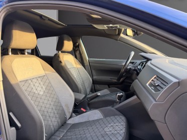Volkswagen polo 1.0 tsi 110 ss dsg7 r-line to virtual cockpit 12 mois garantie occasion simplicicar lyon nord simplicicar...