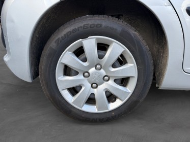 Peugeot 207 1.6 hdi 16v 90ch 1ere main climatisation garantie 12 mois occasion simplicicar dunkerque simplicicar simplicibike...