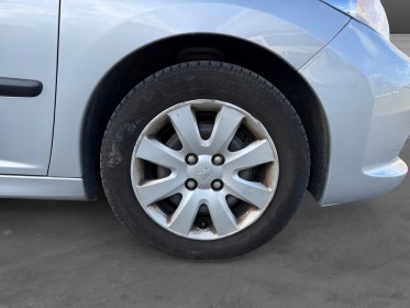 Peugeot 207 1.6 hdi 16v 90ch 1ere main climatisation garantie 12 mois occasion simplicicar dunkerque simplicicar simplicibike...
