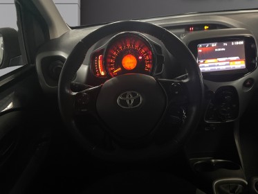Toyota aygo 1.0 vvt-i stop  start x-wave garantie 12 mois occasion simplicicar meximieux simplicicar simplicibike france