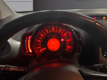 Toyota aygo 1.0 vvt-i stop  start x-wave garantie 12 mois occasion simplicicar meximieux simplicicar simplicibike france