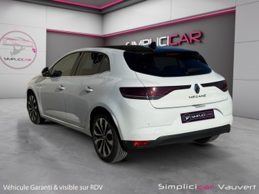 Renault megane iv berline tce 140 edc techno camera de recul carplay garantie 12 mois occasion simplicicar lunel simplicicar...