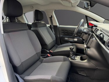 Citroen c3 c3 110 ch bvm6 finition shine - caméra - apple carplay - régulateur - garantie 12 mois occasion simplicicar...