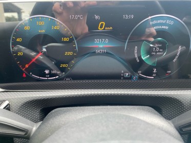 Mercedes classe a 200 7g-dct amg line / distribution a chaine / vehicule garantie 12 mois occasion simplicicar toulon ouest...