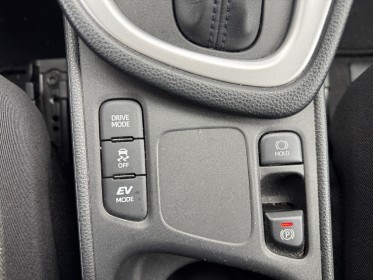 Toyota yaris hybride my22 116h design carplay régulateur de vitesse adaptatif caméra de recul garantie 12 mois occasion...
