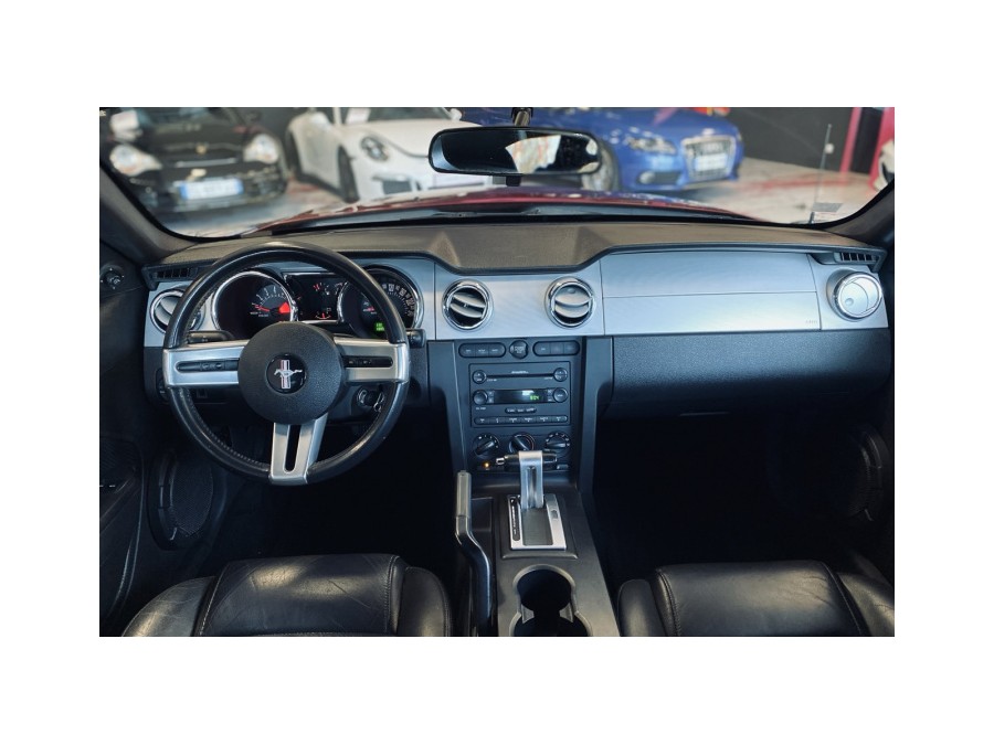 FORD d'occasion MUSTANG 4.6 V8 de 2006 Annecy (74)﻿