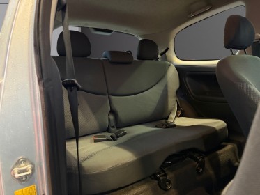 Toyota yaris 85 vvt-i linéa sol a occasion cannes (06) simplicicar simplicibike france