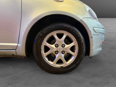 Toyota yaris 85 vvt-i linéa sol a occasion cannes (06) simplicicar simplicibike france