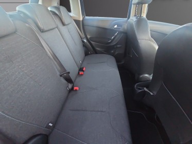 Citroen c3 c3 bluehdi 100 exclusive ss occasion avignon (84) simplicicar simplicibike france