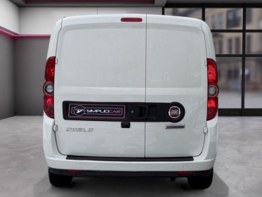Fiat doblo my17 1.6 multijet 95 ch s/s lounge / 3 places / camera de recul occasion paris 17ème (75)(porte maillot)...