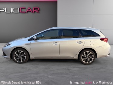 Toyota auris touring sports pro rc18 hybride pro 136h design entretiens toyota garantie 12 mois occasion simplicicar le...
