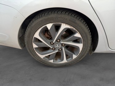 Toyota auris touring sports pro rc18 hybride pro 136h design entretiens toyota garantie 12 mois occasion simplicicar le...