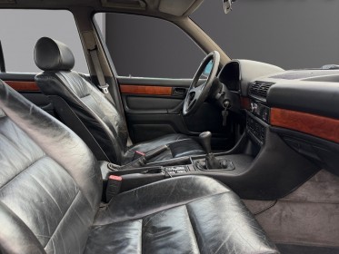 Bmw serie 7 e32 730i - embrayage neuf - factures disponibles - carrosserie très bon état occasion simplicicar salon de...