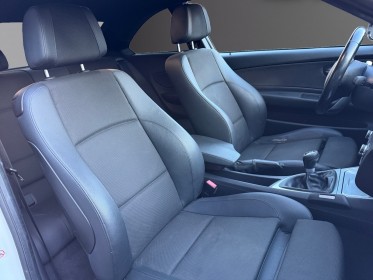 Bmw serie 1 coupe e82 120d 177 ch sport design jantes 17 shadow line garantie 12 mois occasion simplicicar vernon simplicicar...