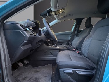 Renault clio v tce 100 business, carplay, entretiens constructeur, garantie 12mois occasion simplicicar villejuif ...