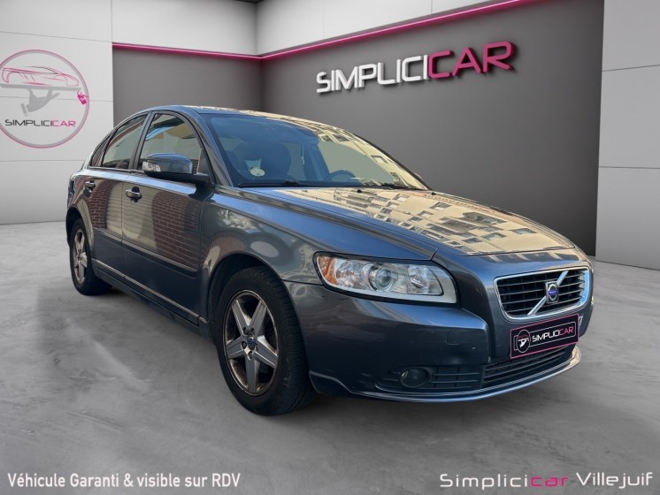Volvo s40 1.6d drive - 110 feeling, radar arrière, clim auto, entretien volvo, garantie 12 mois occasion simplicicar...