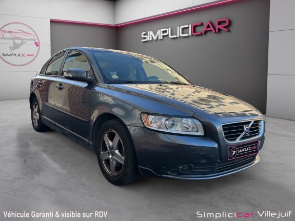 Volvo s40 1.6d drive - 110 feeling, radar arrière, clim auto, entretien volvo, garantie 12 mois occasion simplicicar...