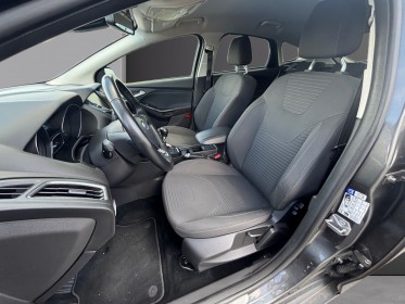 Ford focus titanium e85 flexifuel caméra recul ecran 8' pouces tactile régulateur vitesse vitres surteintée 8 roues...