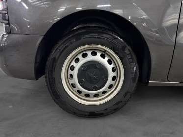 Peugeot expert fourgon tole standard bluehdi 180 ss eat8 asphalt garantie 12 mois occasion simplicicar meximieux simplicicar...