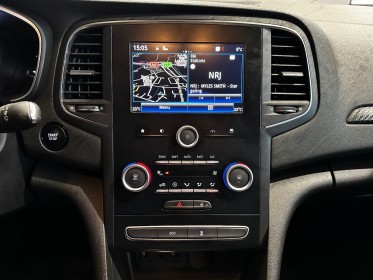 Renault megane iv berline tce 130 energy intens - garantie 12 mois - occasion  simplicicar aix les bains simplicicar...