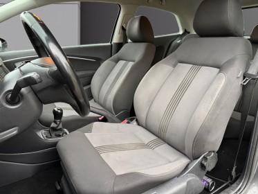 Volkswagen polo 1.0 60 série spéciale allstar naviguation carplay kit d'embrayage neuf garantie 12 mois occasion...