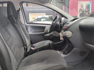 Citroen c1 1.0i pack sensodrive a - garantie 12 mois occasion simplicicar brest simplicicar simplicibike france