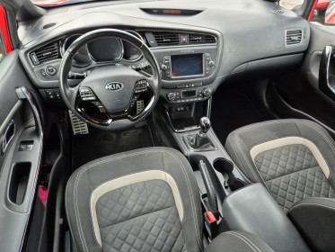 Kia pro_cee'd coupe 1.6 crdi 136 ch isg gt line garantie 12 mois occasion simplicicar angers simplicicar simplicibike france