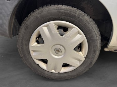 Renault kangoo 75ch 1.2l 16v expression garantie 12 mois occasion montpellier (34) simplicicar simplicibike france