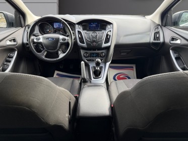 Ford focus 1.6 tdci 115 titanium - 2° main/suivi complet/clim/radar/phares auto - garantie 12 mois occasion simplicicar...