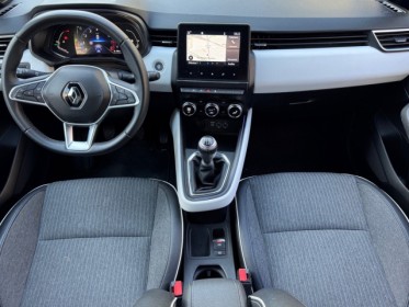 Renault clio v tce 90 - 21n business apple carplay/affichage tete haute/radar de recul occasion paris 17ème (75)(porte...