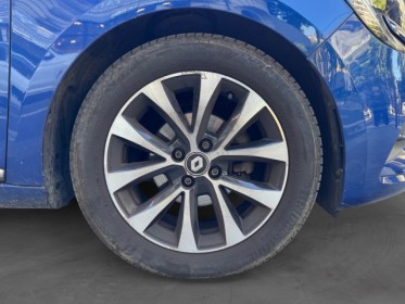 Renault clio v tce 90 - 21n business apple carplay/affichage tete haute/radar de recul occasion paris 17ème (75)(porte...